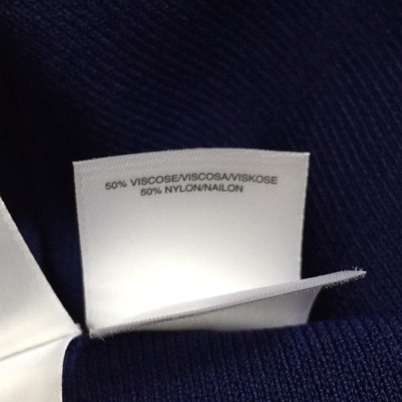 Dress - Picture 5 of 5